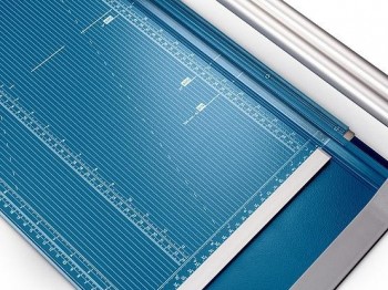 CIZALLA DE RODILLO DAHLE 554 FORMATO A2