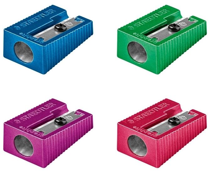SACAPUNTAS METALICO SIMPLE STAEDTLER COLORES METALIZADOS SURTIDOS