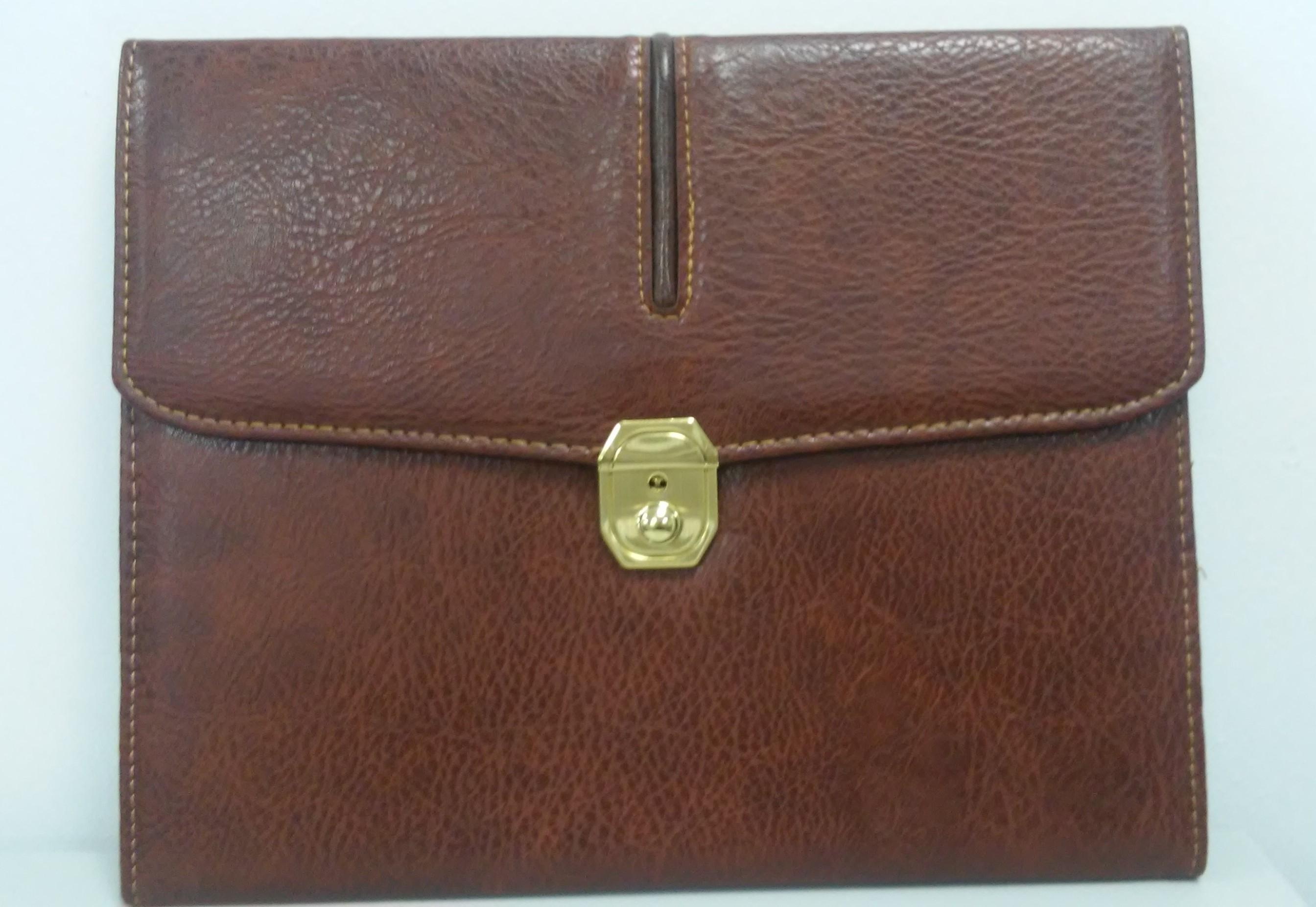 CARPETA POLIPIEL MODELO 952 AROFINO TAMAÑO DIN A4 COLOR CUERO